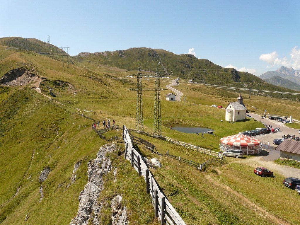 Получение вида на жительство через покупку недвижимости за рубежом
